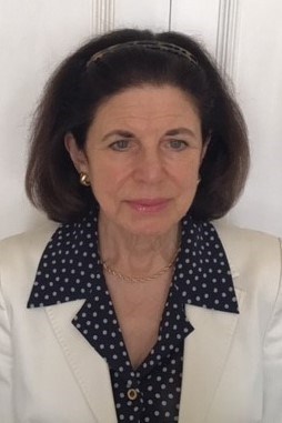 Cynthia Muller headshot