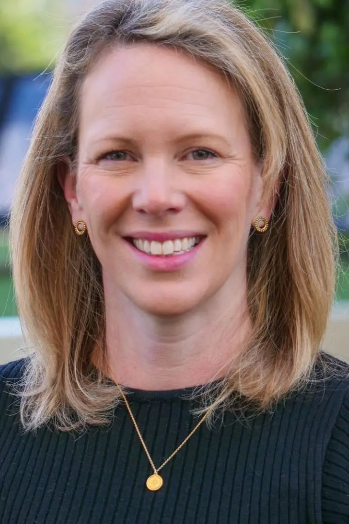 Head shot of LTA Tennis Foundation board member Katie Hammond